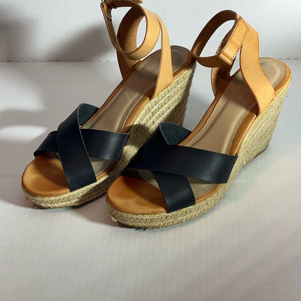 Sanctuary Black and Tan Wedge Sandals